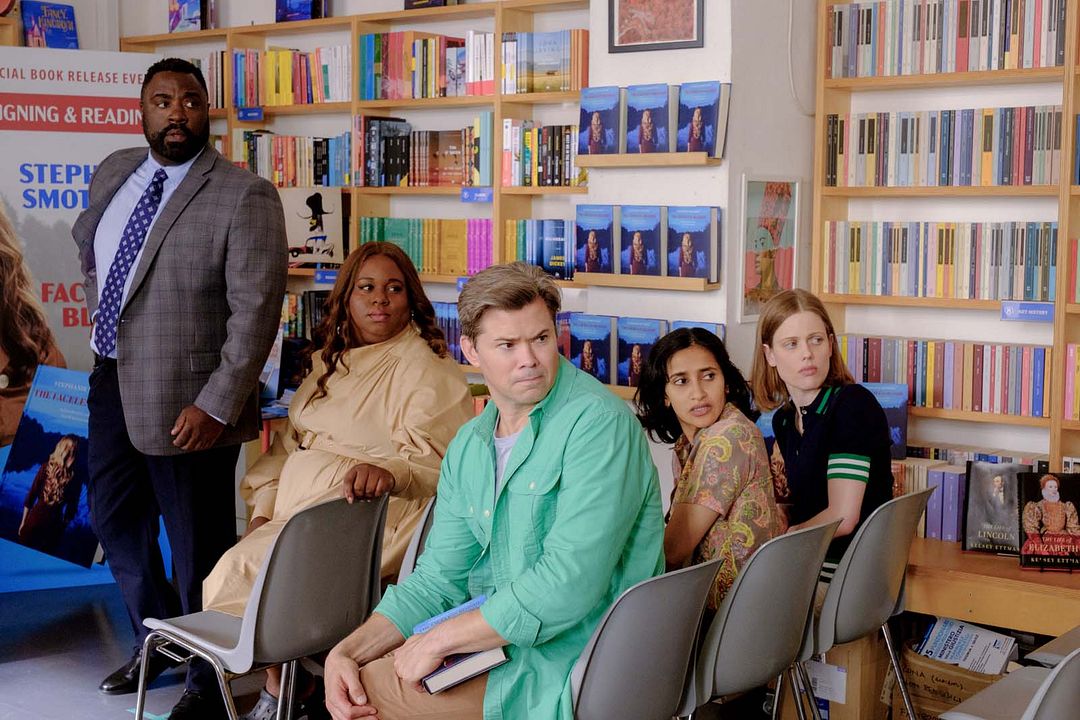 L’Ombre d’Emily 2 : Photo Bashir Salahuddin, Alex Newell, Andrew Rannells, Kelly McCormack, Aparna Nancherla