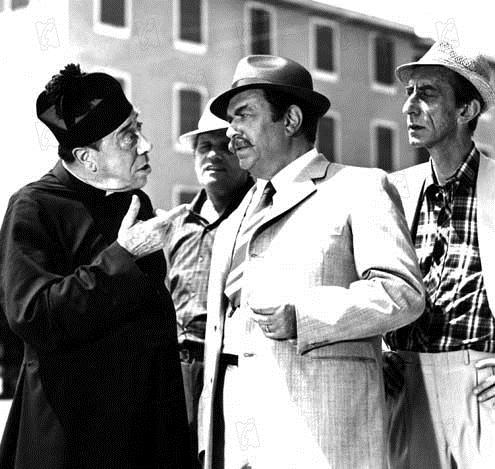 La Grande bagarre de Don Camillo : Photo Gino Cervi, Fernandel, Carmine Gallone
