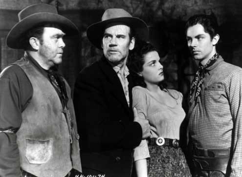 Le Banni : Photo Jack Buetel, Walter Huston, Howard Hughes, Thomas Mitchell, Jane Russell