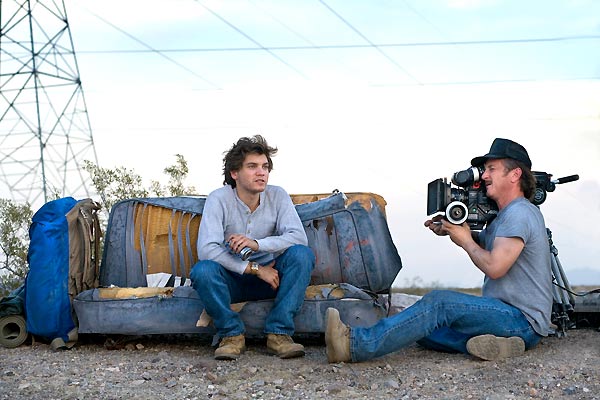 Into the Wild : Photo Emile Hirsch, Sean Penn