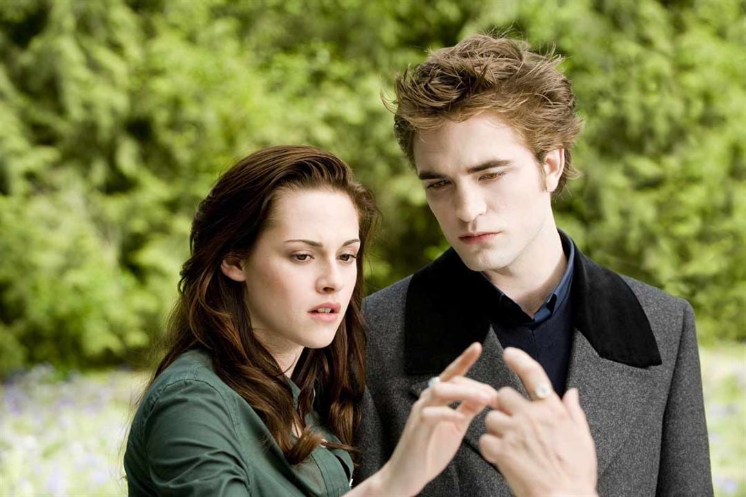 Twilight - Chapitre 2 : tentation : Photo Robert Pattinson, Stephenie Meyer, Kristen Stewart