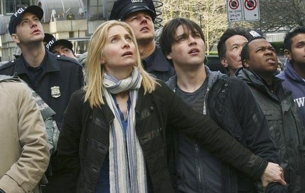 Photo Elizabeth Mitchell, Logan Huffman