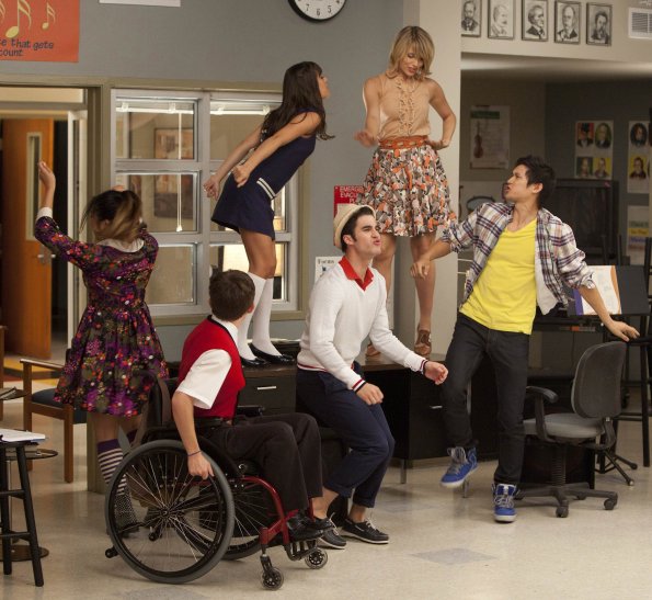 Glee : Photo Jenna Ushkowitz, Kevin McHale, Harry Shum Jr., Darren Criss, Lea Michele, Dianna Agron