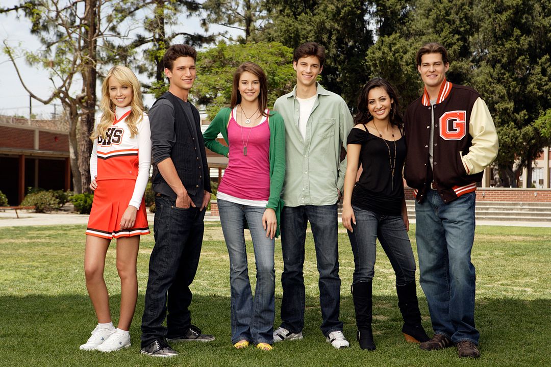 Photo Greg Finley (II), Megan Park, Francia Raisa, Daren Kagasoff, Ken Baumann, Shailene Woodley