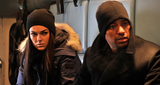 Breakout Kings : Photo Laz Alonso, Serinda Swan