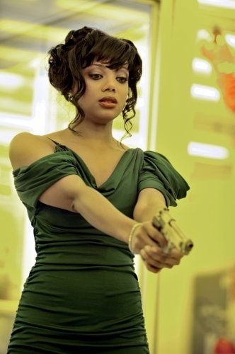 Nikita (2010) : Photo Tiffany Hines