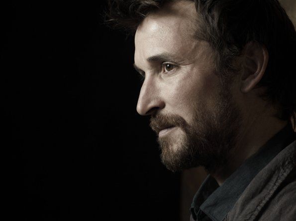 Photo Noah Wyle