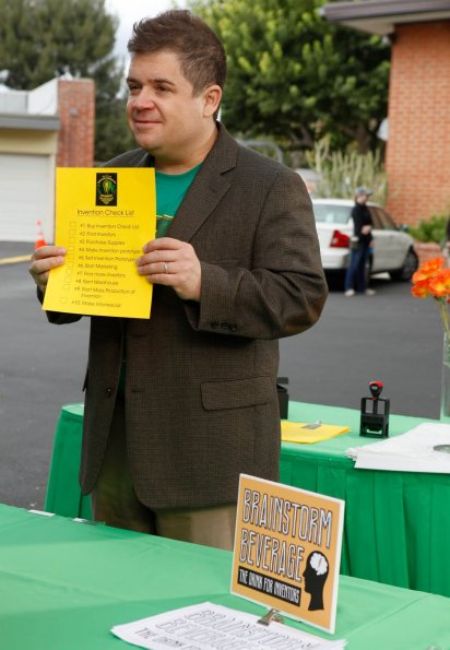 Raising Hope : Photo Patton Oswalt