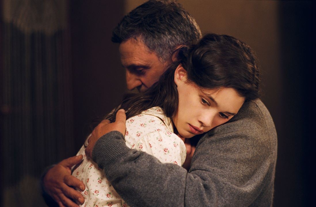 La Fille du puisatier : Photo Astrid Bergès-Frisbey, Daniel Auteuil