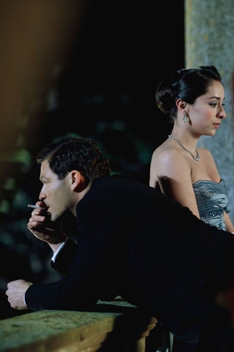 The Hour (2011) : Photo Dominic West, Oona Chaplin