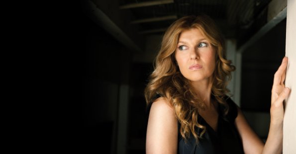 Photo Connie Britton