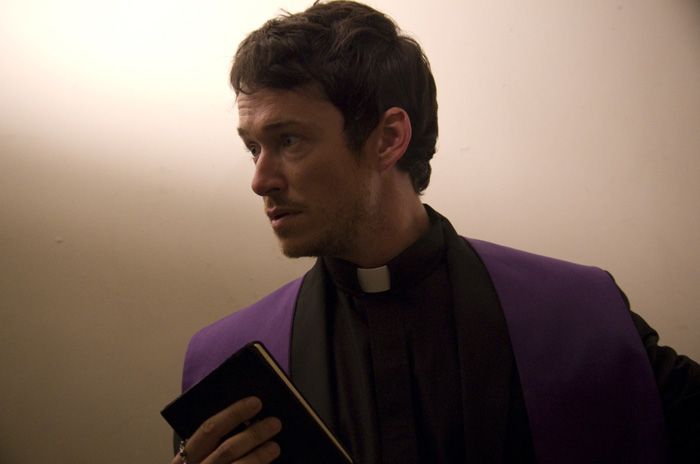 Devil Inside : Photo