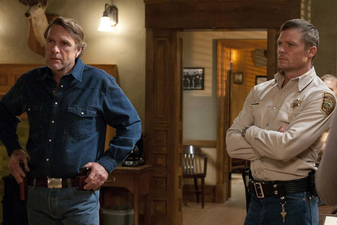 Longmire : Photo Bailey Chase, Robert Taylor (II)