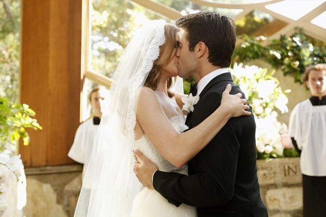 Revenge : Photo Joshua Bowman, Emily VanCamp