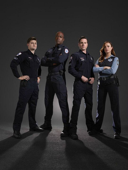 Photo Kevin Bigley, Michael Mosley, Jessica McNamee, Kevin Daniels