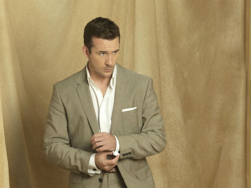 Photo Barry Sloane