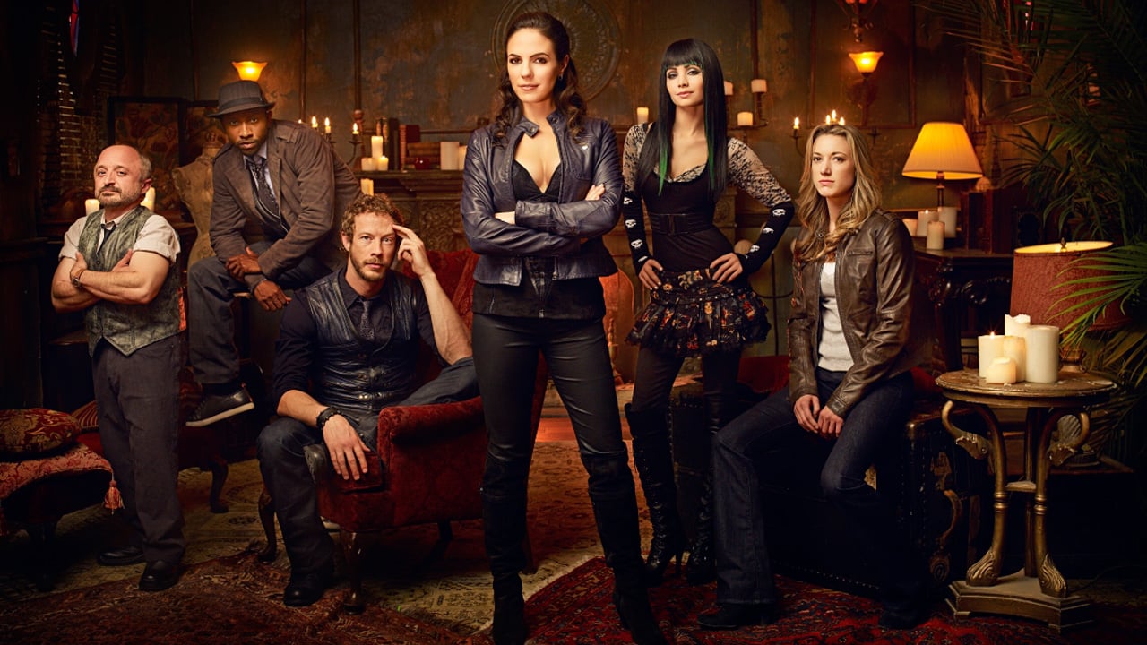 Lost Girl : Photo