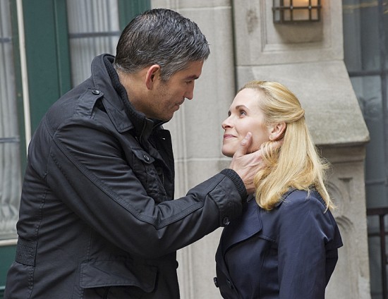 Person Of Interest : Photo Jim Caviezel, Sally Pressman