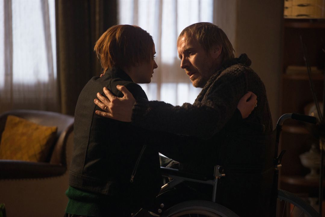 Another Me : Photo Rhys Ifans, Sophie Turner