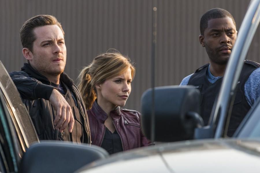 Chicago Police Department : Photo LaRoyce Hawkins, Jesse Lee Soffer, Sophia Bush