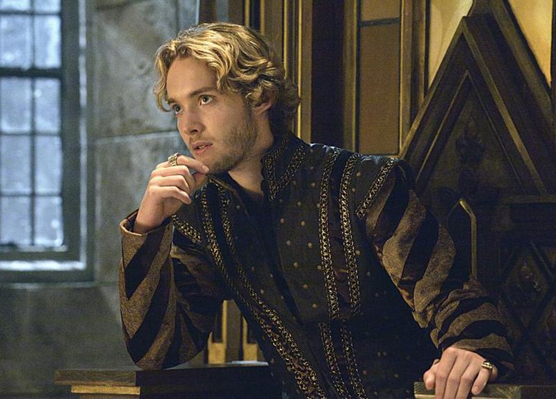 Reign : le destin d'une reine : Photo Toby Regbo