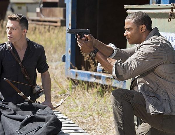 Arrow : Photo Colton Haynes, David Ramsey