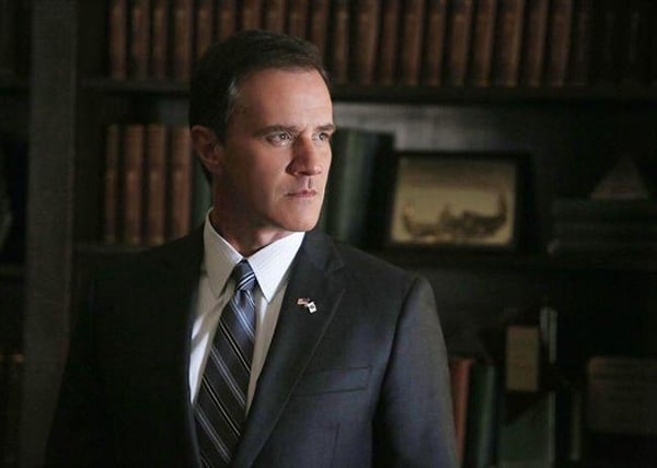 Marvel : Les Agents du S.H.I.E.L.D. : Photo Tim DeKay