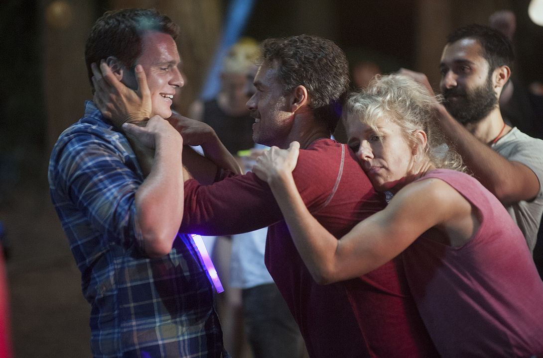 Looking : Photo Frankie J. Alvarez, Murray Bartlett, Jonathan Groff (II)