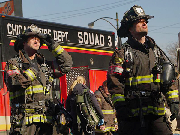 Chicago Fire : Photo Taylor Kinney, Warren Christie