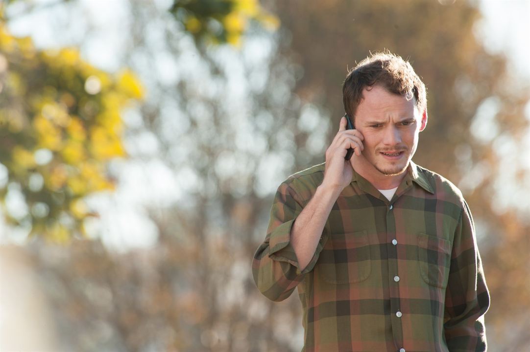 Burying the Ex : Photo Anton Yelchin