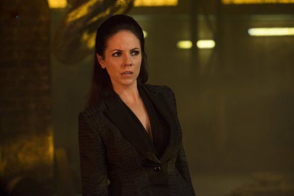 Lost Girl : Photo Anna Silk