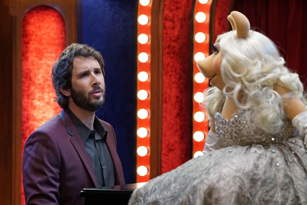 The Muppets : Photo Josh Groban