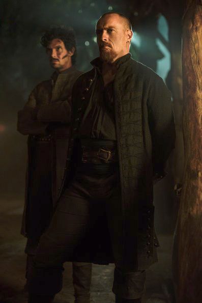 Black Sails : Photo Toby Schmitz, Toby Stephens