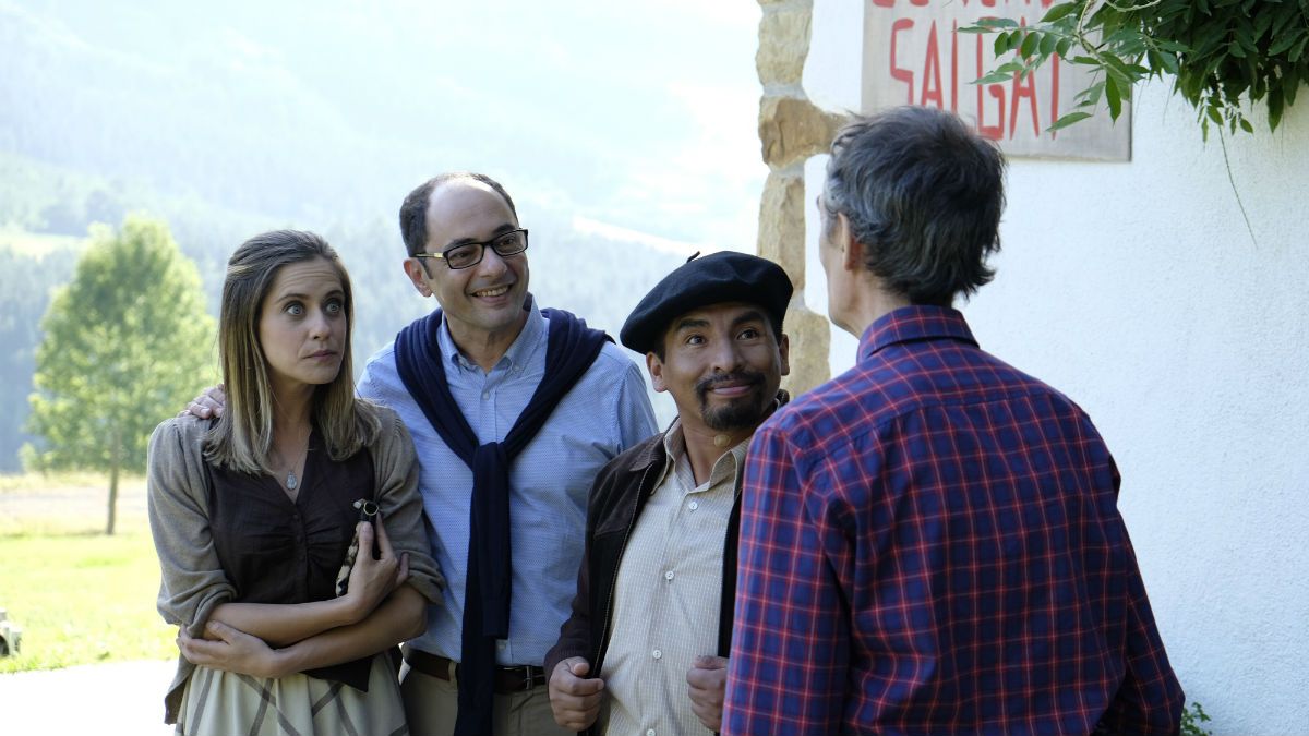Photo María León, Andoni Agirregomezkorta, Jordi Sánchez
