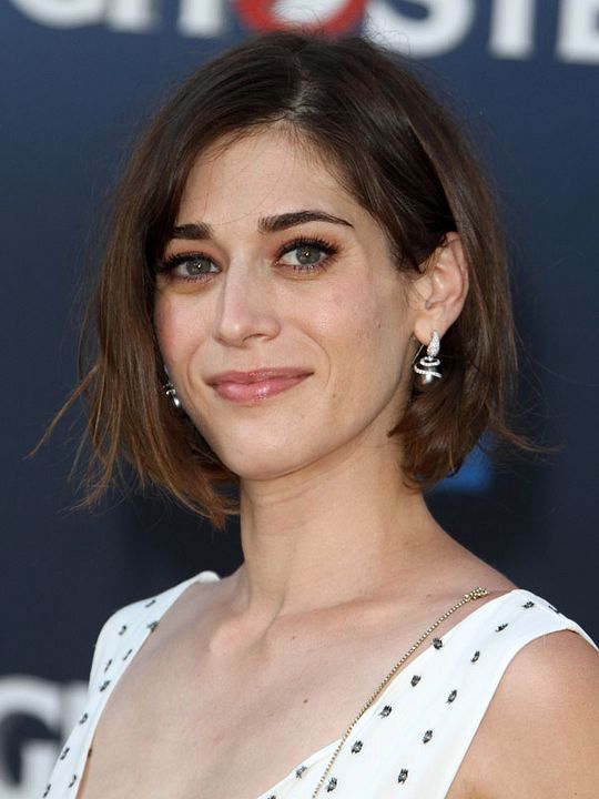 Affiche Lizzy Caplan