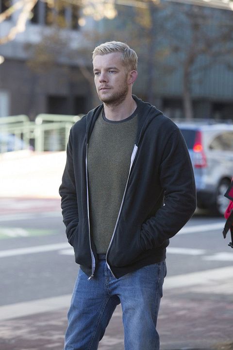 Looking : Photo Russell Tovey