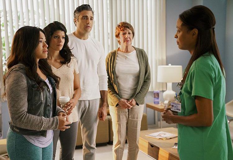 Jane The Virgin : Photo Gina Rodriguez, Ivonne Coll, Andrea Navedo