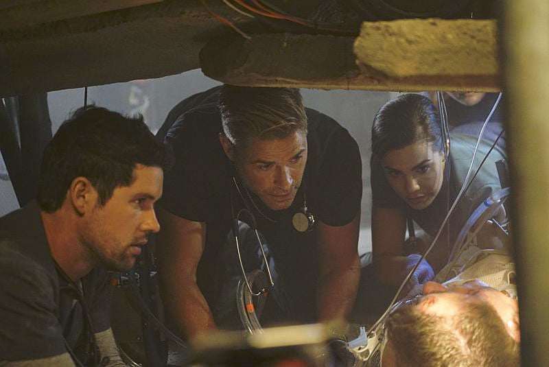 Code Black : Photo Rob Lowe, Jillian Murray