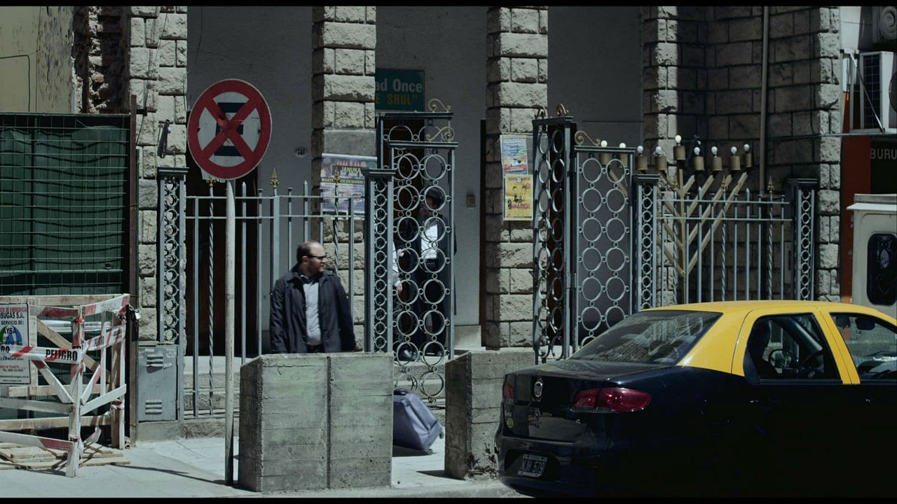 The Tenth Man : Photo Alan Sabbagh