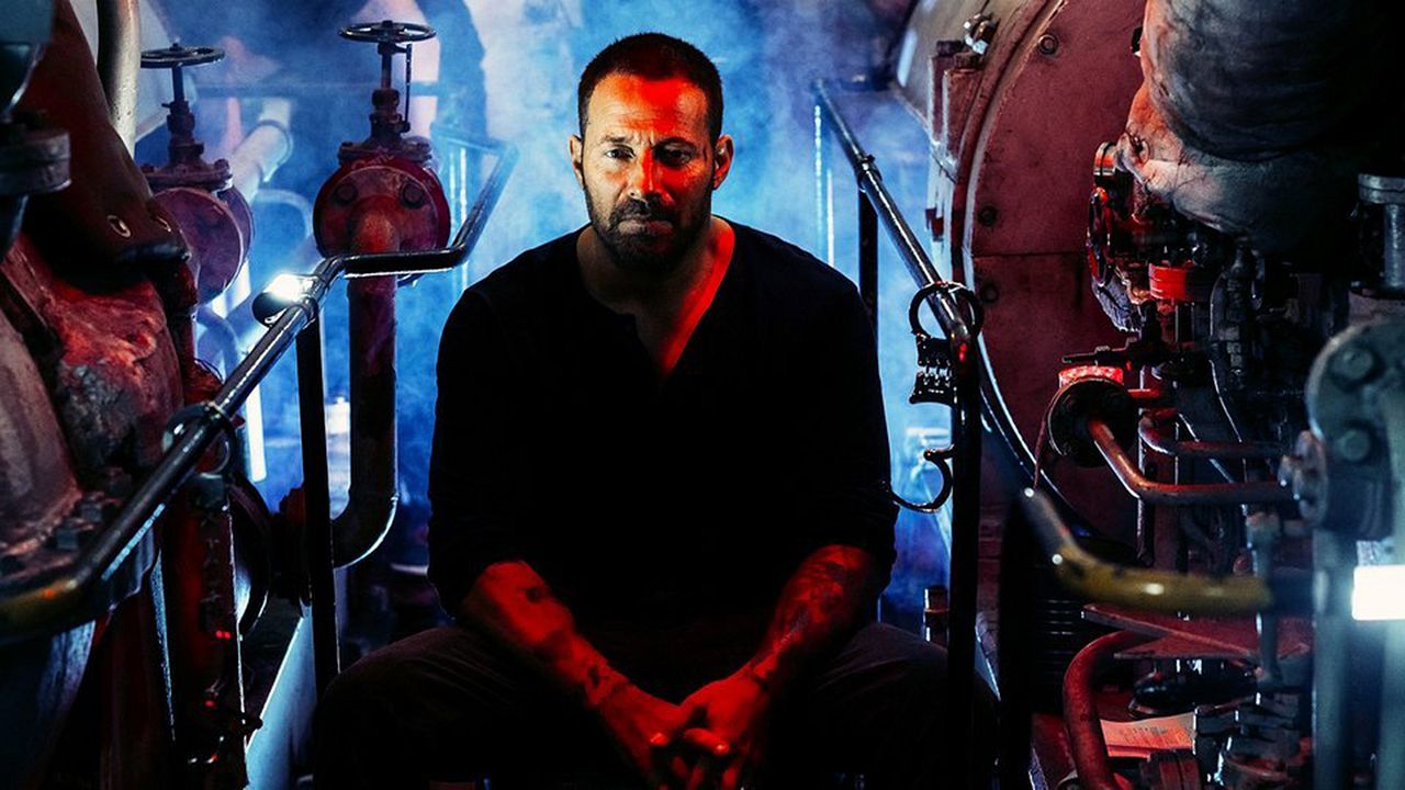 Weaponized : Photo Johnny Messner