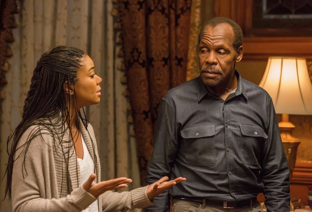 Almost Christmas : Photo Gabrielle Union, Danny Glover