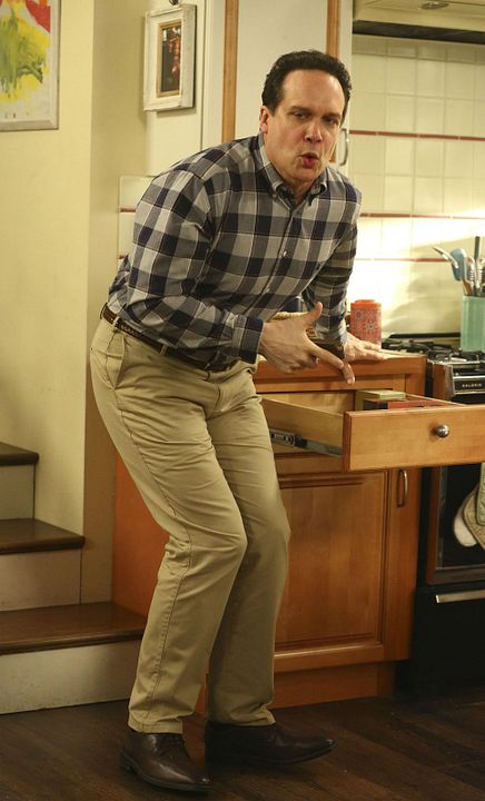 American Housewife (2016) : Photo Diedrich Bader