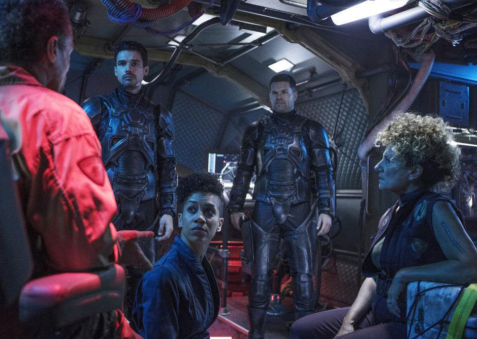 The Expanse : Photo Steven Strait, Wes Chatham, Dominique Tipper