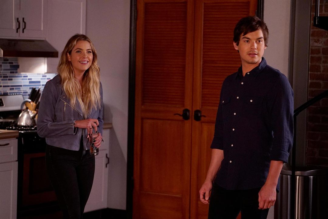 Pretty Little Liars : Photo Tyler Blackburn, Ashley Benson