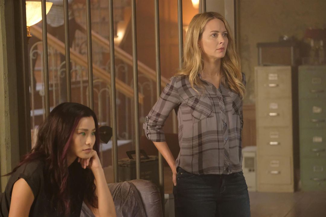 The Gifted : Photo Jamie Chung, Amy Acker