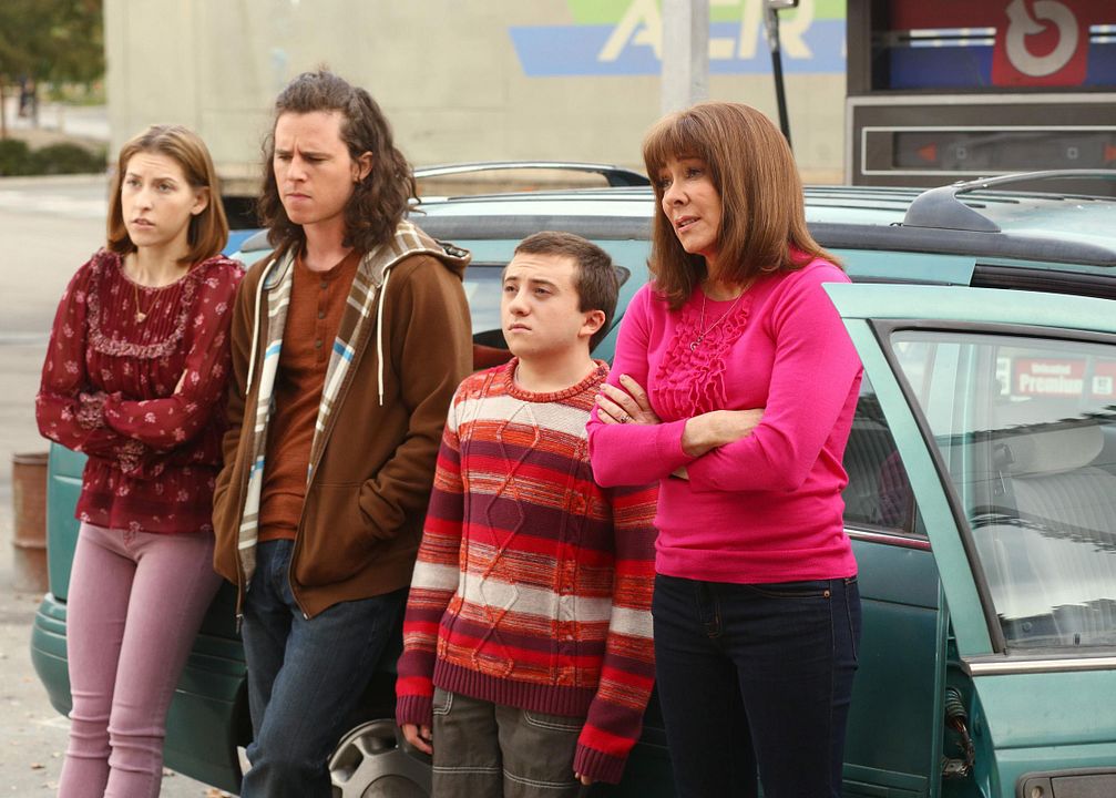 The Middle : Photo Atticus Shaffer, Charlie McDermott, Patricia Heaton, Eden Sher