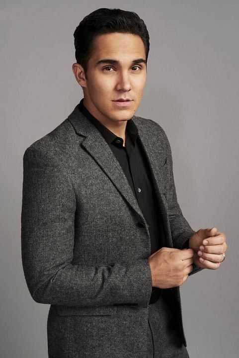Photo Carlos PenaVega