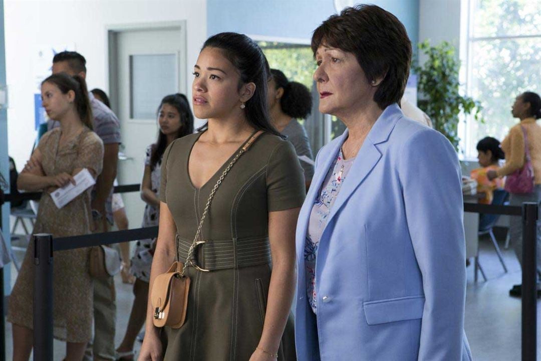 Jane The Virgin : Photo Gina Rodriguez, Ivonne Coll