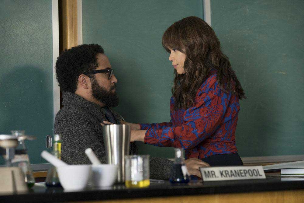 Rise : Photo Diallo Riddle, Rosie Perez