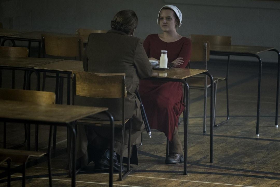 The Handmaid’s Tale : la servante écarlate : Photo Elisabeth Moss